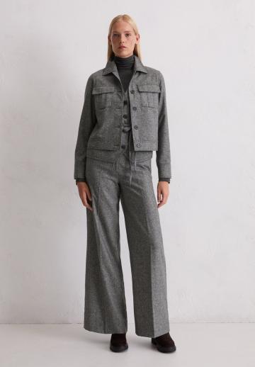 Короткая куртка