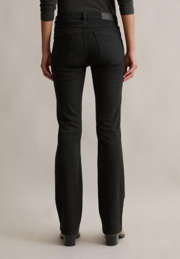 Клешеные джинсы