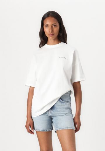 Джинсовые шорты