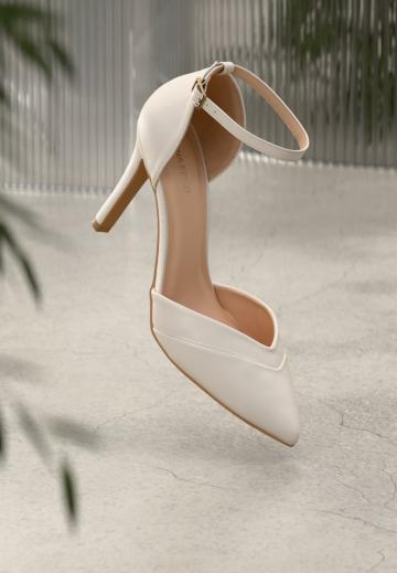 Туфли на высоком каблуке