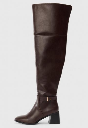 Высокие сапоги