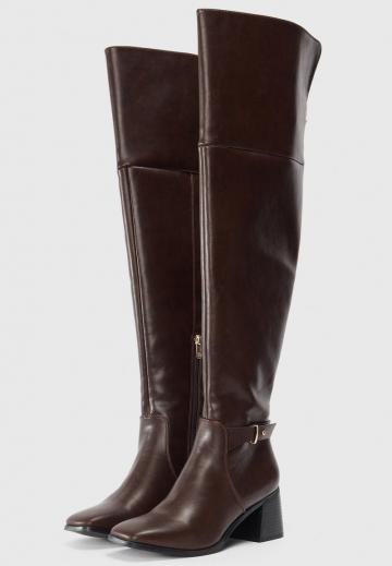 Высокие сапоги
