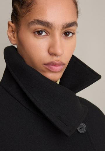 Шерстяное пальто