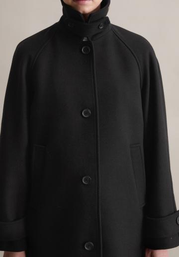 Короткое пальто