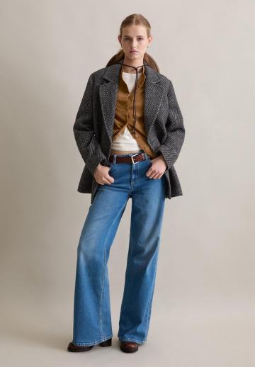 Короткое пальто