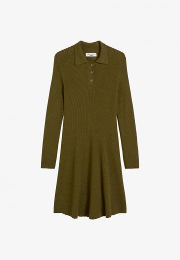 Вязаное платье