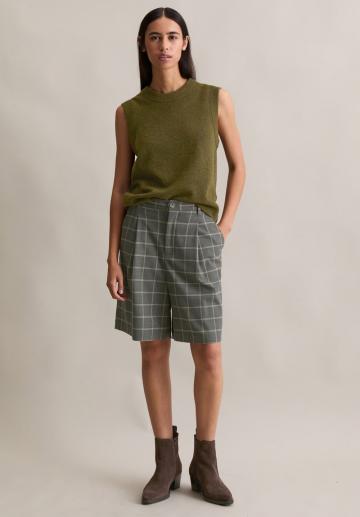 Пуловер без рукавов