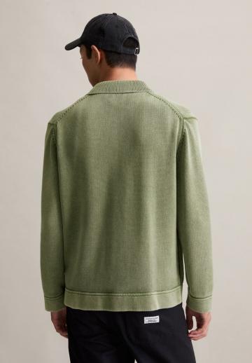 Вязаная кофта