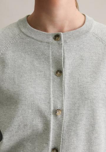 Вязаная кофта