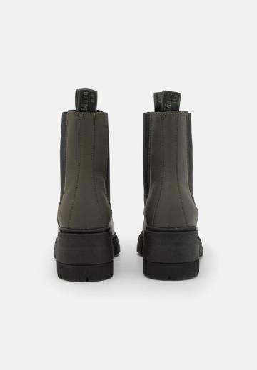 Ботинки челси