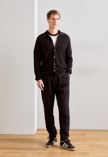 Вязаная кофта