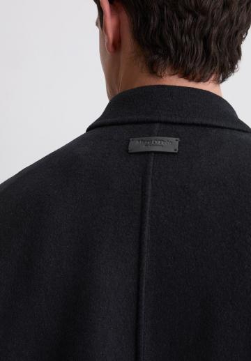 Короткое пальто