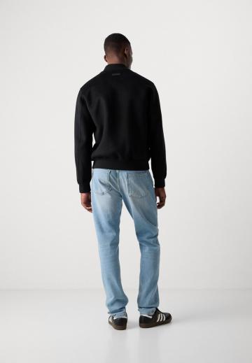 Куртка бомбер