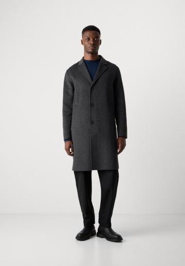 Шерстяное пальто