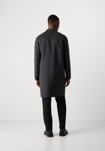 Шерстяное пальто