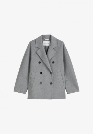 Короткое пальто