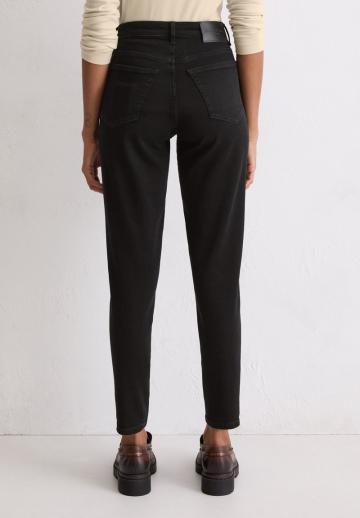 Короткие джинсы