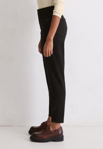 Короткие джинсы