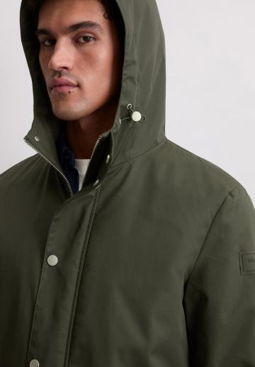 Короткое пальто