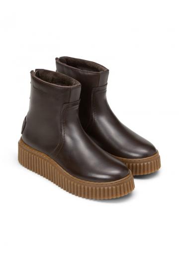 Сапожки на танкетке