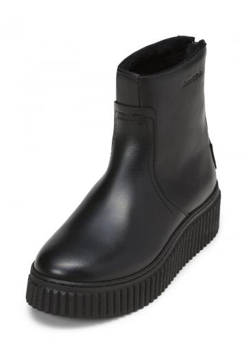 Сапожки на танкетке