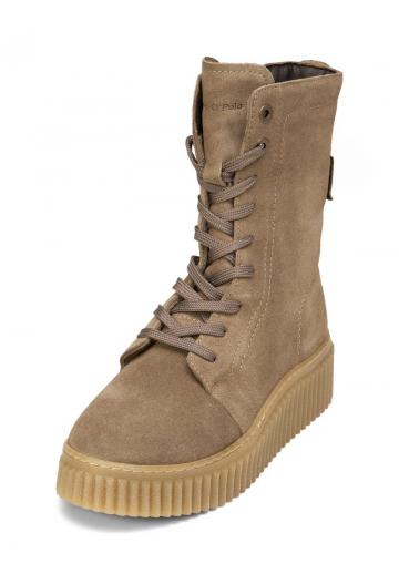 Ботинки на шнуровке