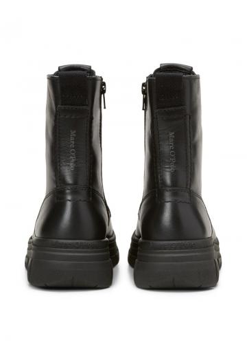 Ботинки на шнуровке