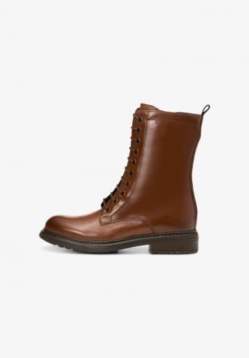 Ботинки на шнуровке