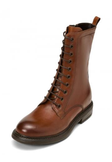 Ботинки на шнуровке