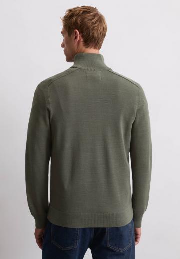 Вязаная кофта