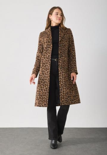 Шерстяное пальто