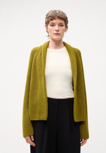 Вязаная кофта