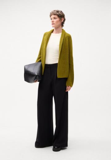 Вязаная кофта