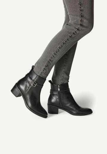 Ковбойские сапоги