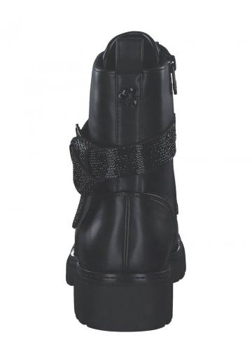 Ботинки на шнуровке