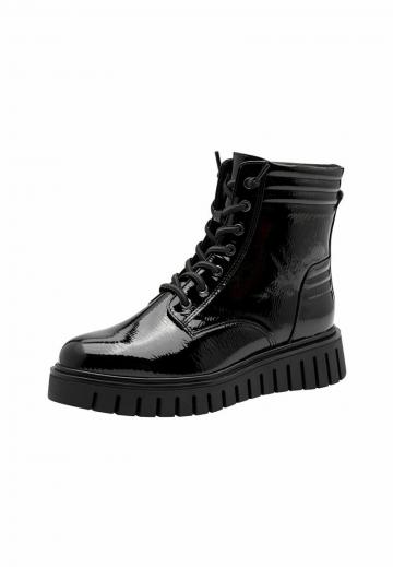 Сапожки на танкетке