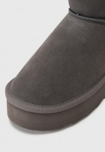 Широкие сапоги