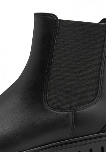 Полусапожки на платформе