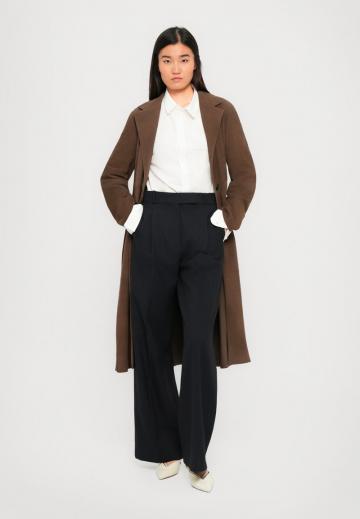 Кожаное пальто