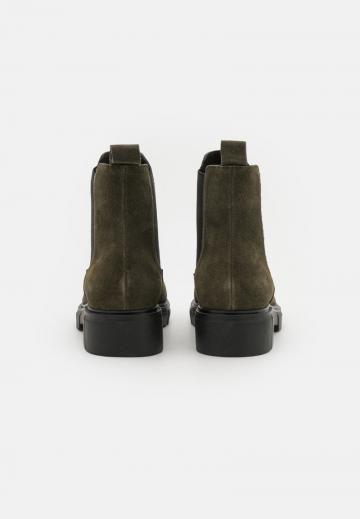 Ботинки челси