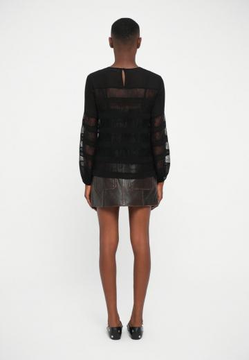 Кружевная блузка