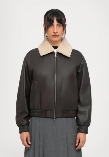 Кожаная куртка