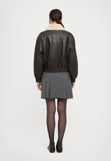 Кожаная куртка