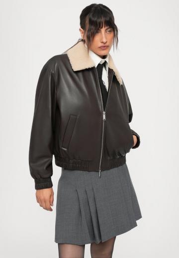 Кожаная куртка