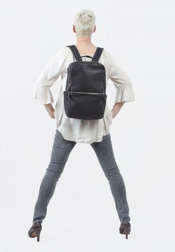 Кожаный рюкзак
