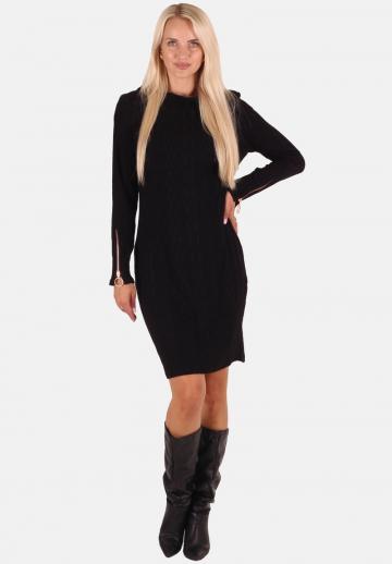 Платье футляр