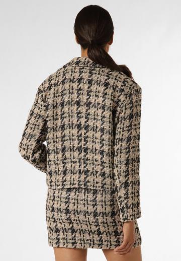 Короткая куртка