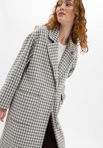 Шерстяное пальто