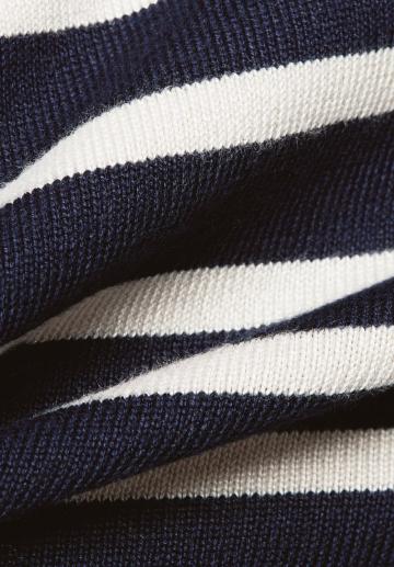 Длинный жилет