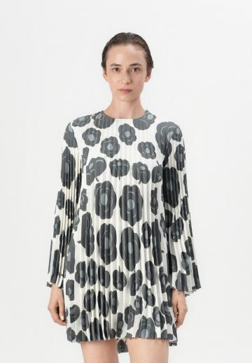 Короткое платье